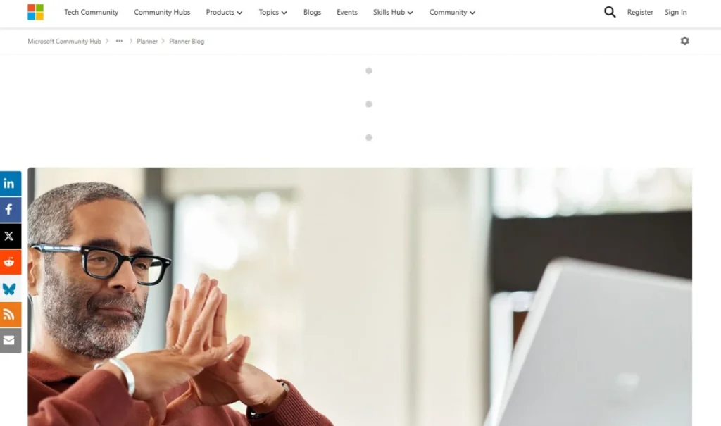 Microsoft Project Online Grid-based portfolio analysis view listing projects with side-by-side strategic