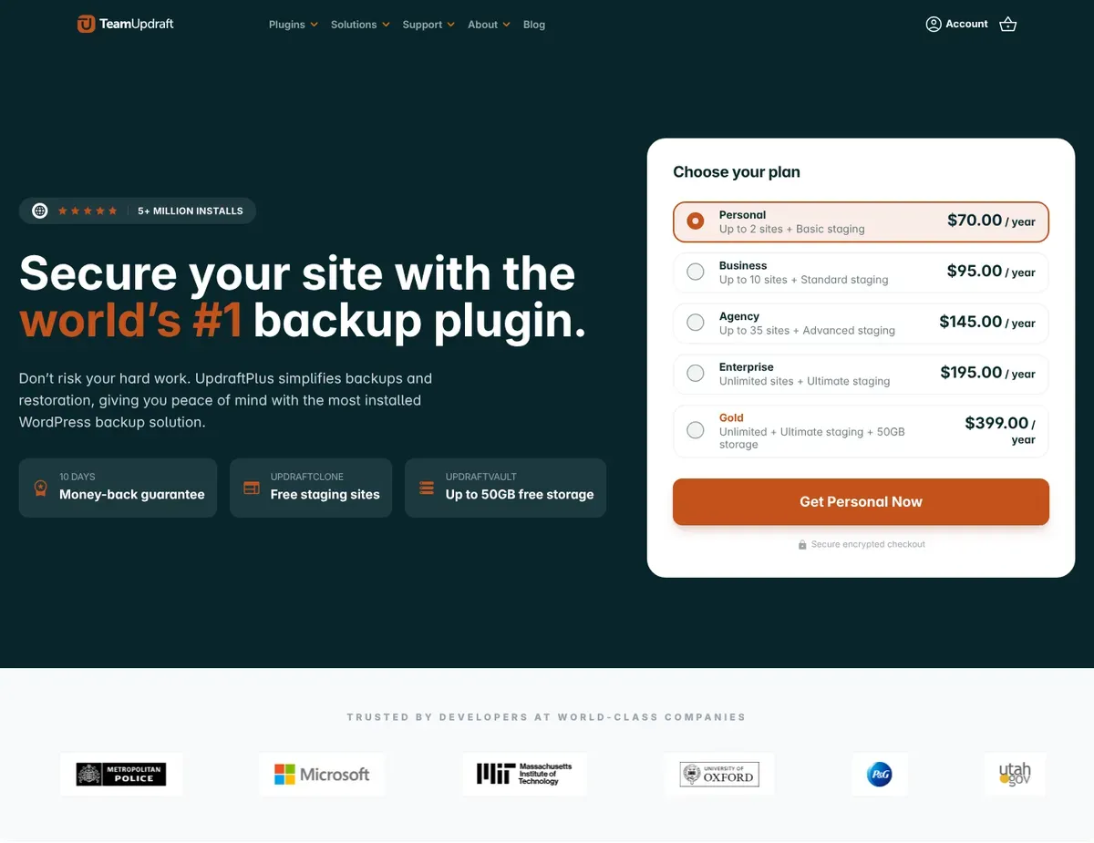 UpdraftPlus WordPress backup plugin settings panel with backup and restore options